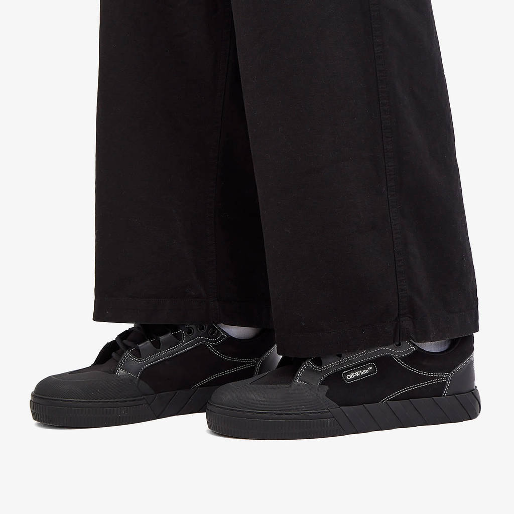 Off White Men's Vulcanized 779 Skate Sneaker Black